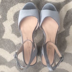 Chinese Laundry Shoes NWT